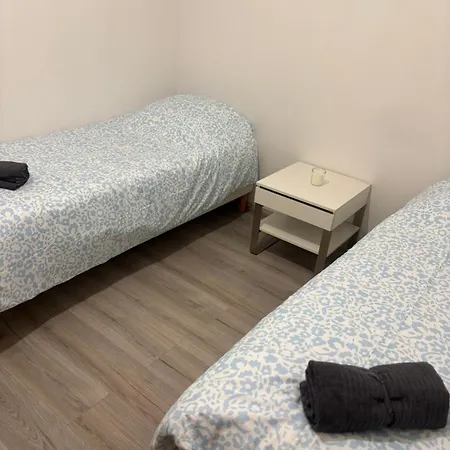 6 Personnes Avec Jacuzzi Apartamento